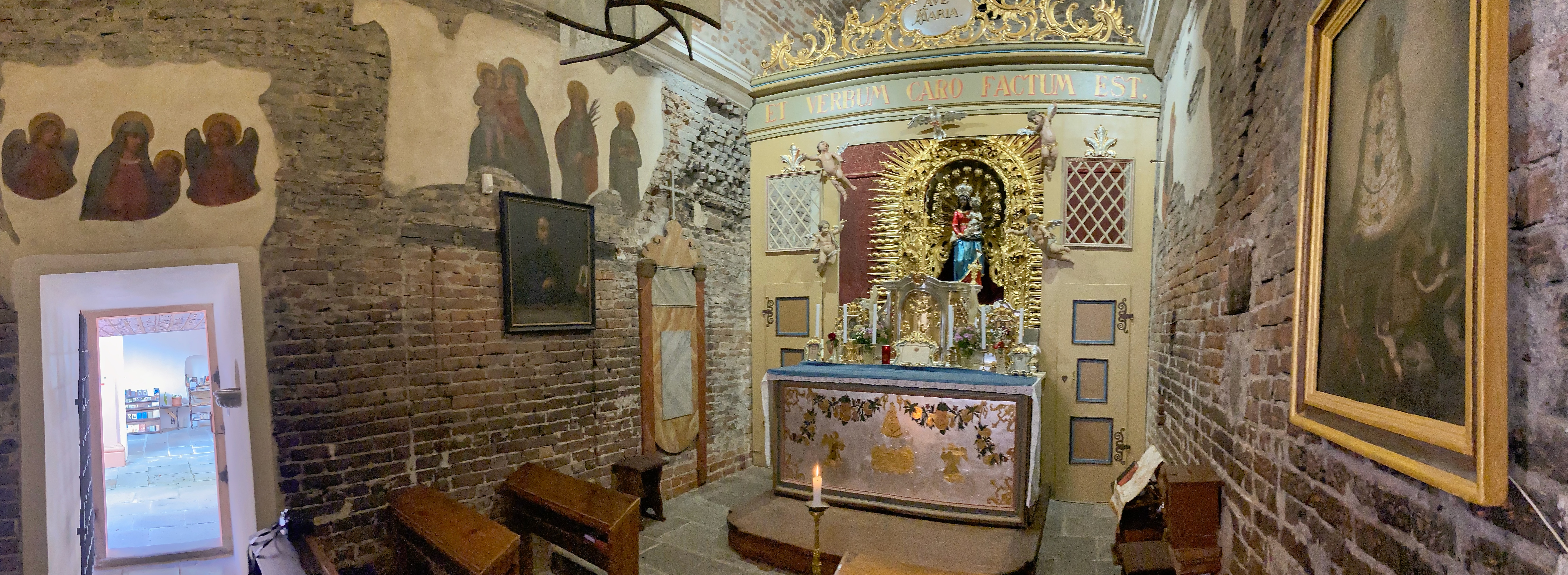 Logo kaple Lorety